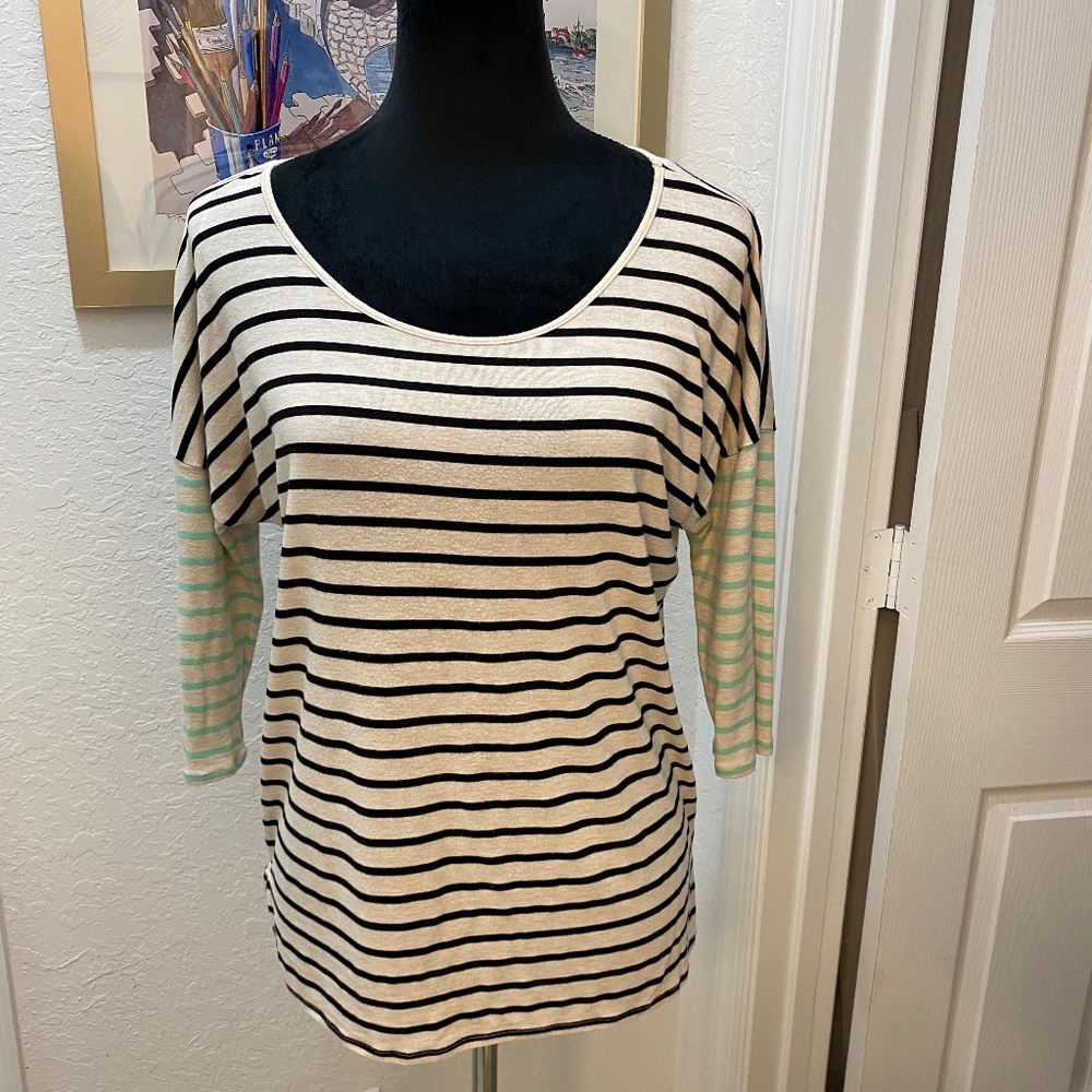 O&O long sleeve T-shit,‎ stretch fabric, pre-owned, size M
